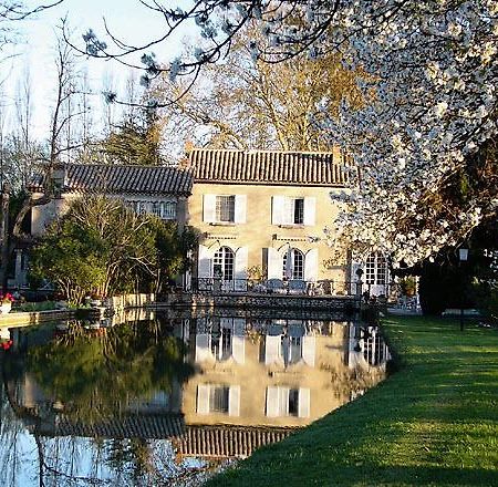 Domaine Du Moulin Hotell Saint-Laurent-des-Arbres Exteriör bild