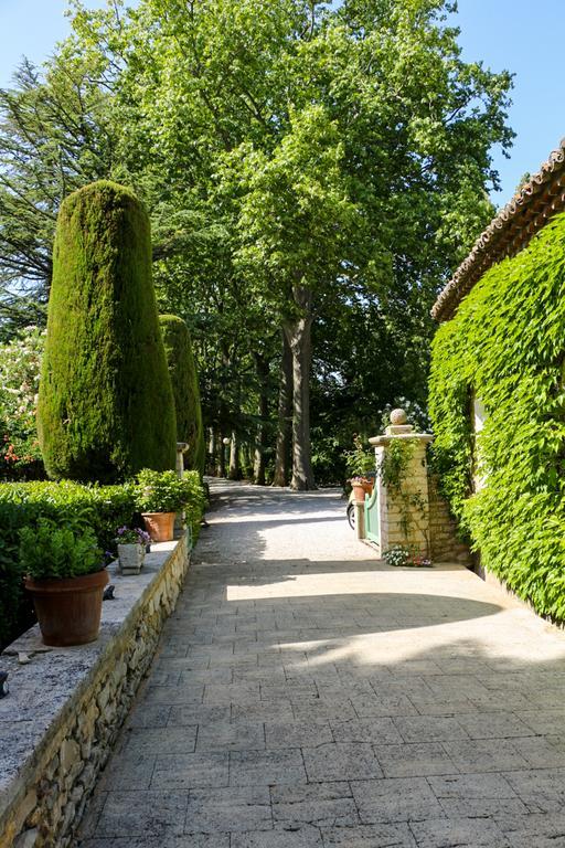 Domaine Du Moulin Hotell Saint-Laurent-des-Arbres Exteriör bild