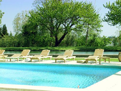 Domaine Du Moulin Hotell Saint-Laurent-des-Arbres Exteriör bild